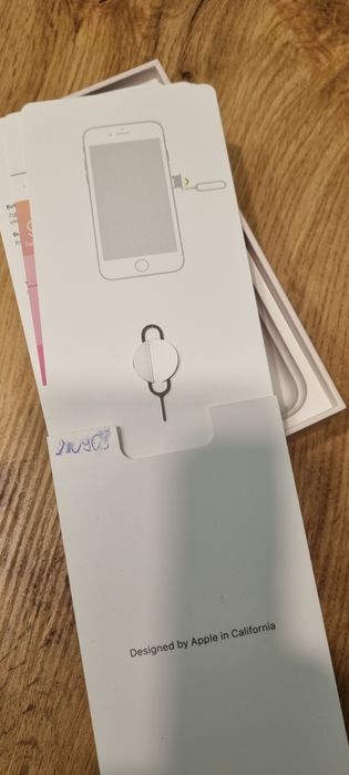 Sprzedam Iphone 8