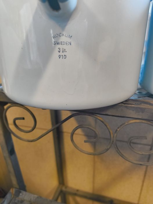 Stare garnki emaliowane