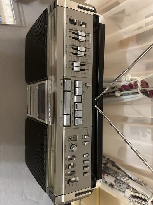 Sharp 9494 у відмінному стані