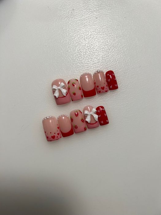 Ręcznie robione press-on nails