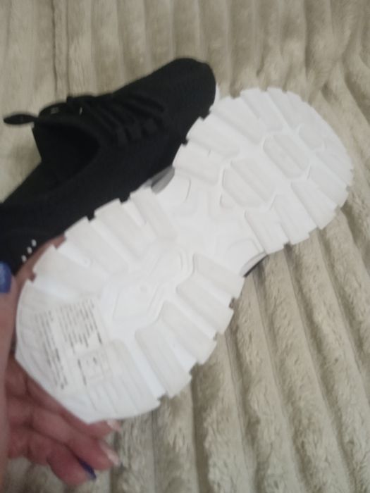 Кроссовки летние дышащие 40-41
