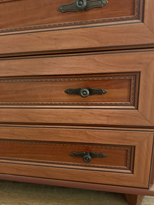 Якісний Комод на 4 шухляди Польща