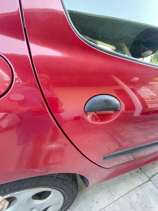 Продаж автомобіля Peugeot