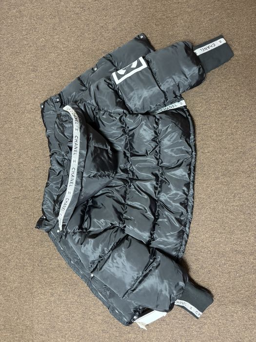 Жіноча пухова куртка CHANEL з капюшоном L/XL