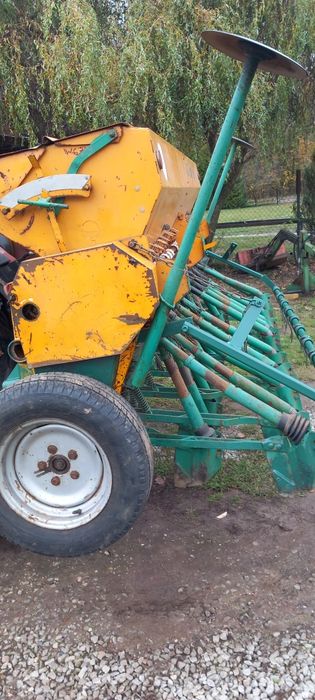 Sprzedam siewnik zborzowy 2, 5 metra