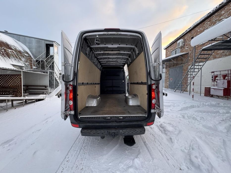 Volkswagen Crafter 2012