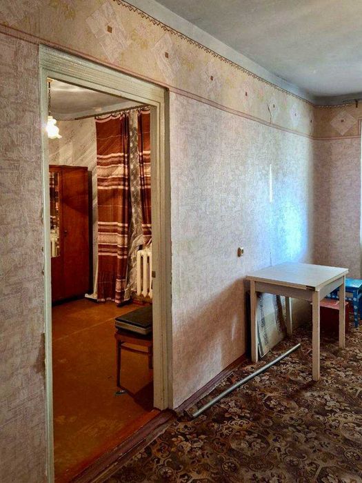 4-кімн. квартира, вул. 49 Гвард. Дивізіі, 4-й поверх