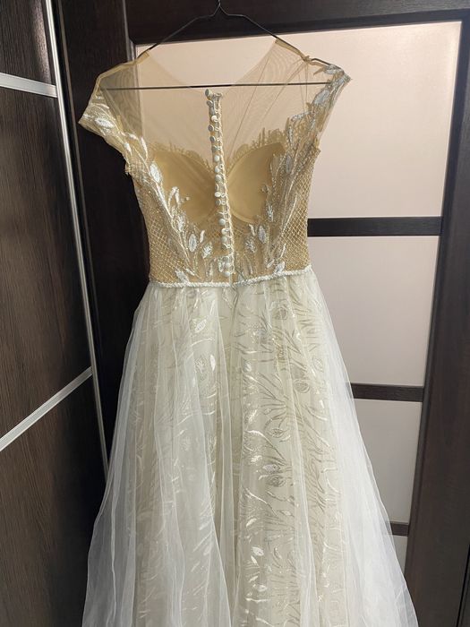 Весільна сукня /Свадебное плаття брендове BEVERLY BRIDE