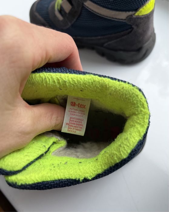 Зимове взуття на дитину