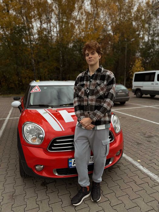 Автошкола Чернігів Red АвтоSchool