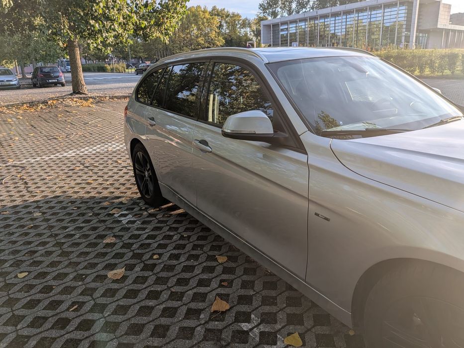 BMW 318d Touring Sport (2013) – Excelente estado, versão desportiva