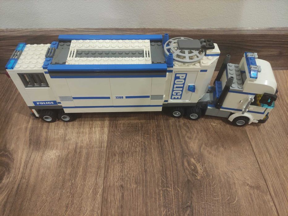 LEGO City 7288 Mobilna jednostka policji