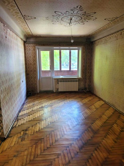 Продаж приміщення вільного призначення, вул. Запорізька буд.9.