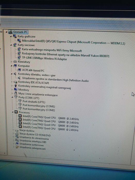 komputer pc  z monitorem