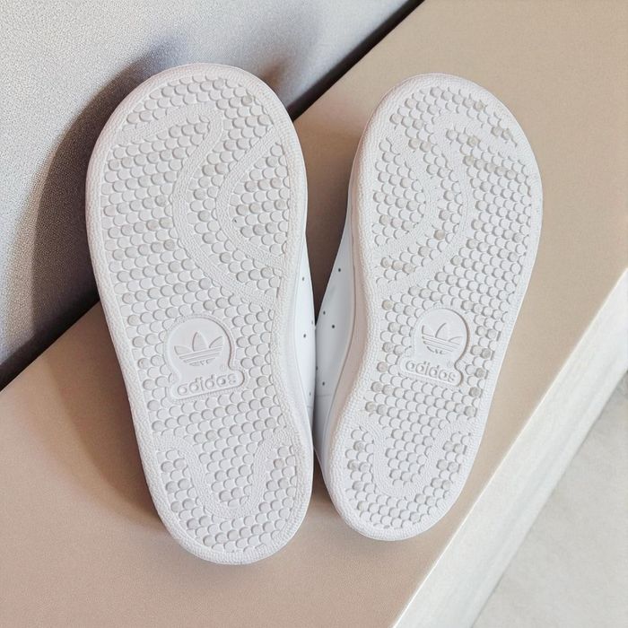 Adidas Stan Smith dziecięce białe sneakersy r. 26