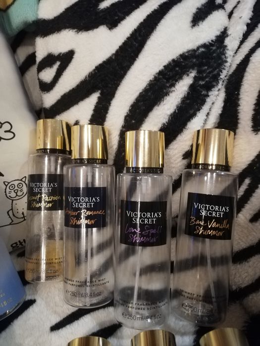 Kolekcjonerskie butelki Mgiełki Victoria's Secret