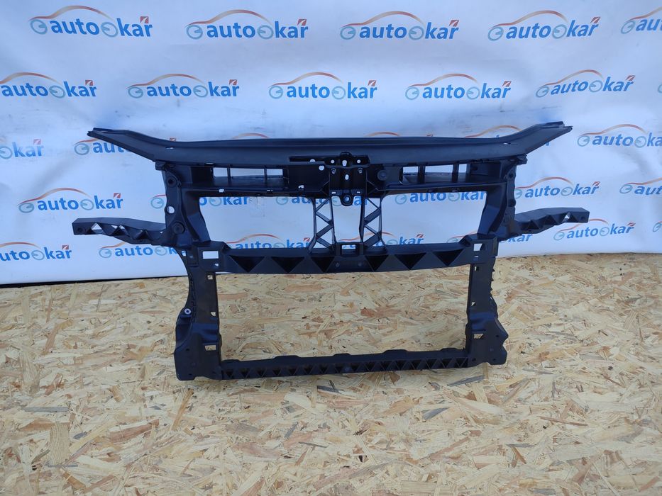 Бампер Volkswagen Touran 07-10р. Ресталінг