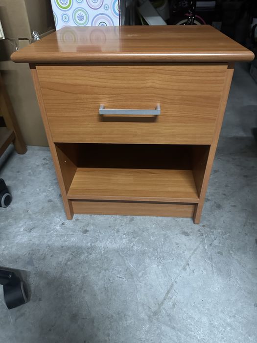 2 Mesas de Cabeceira