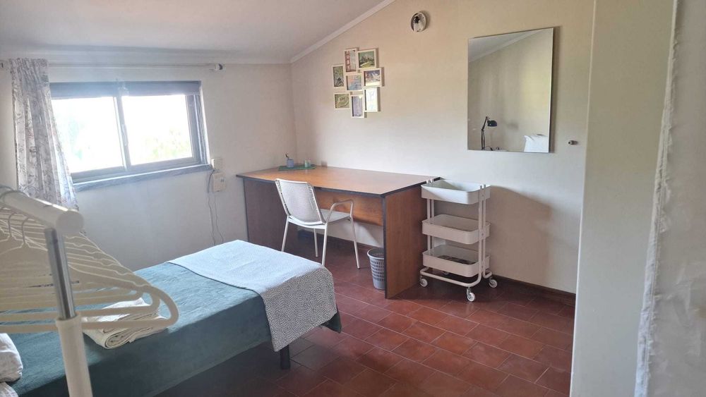 Quarto solteiro Cascais
