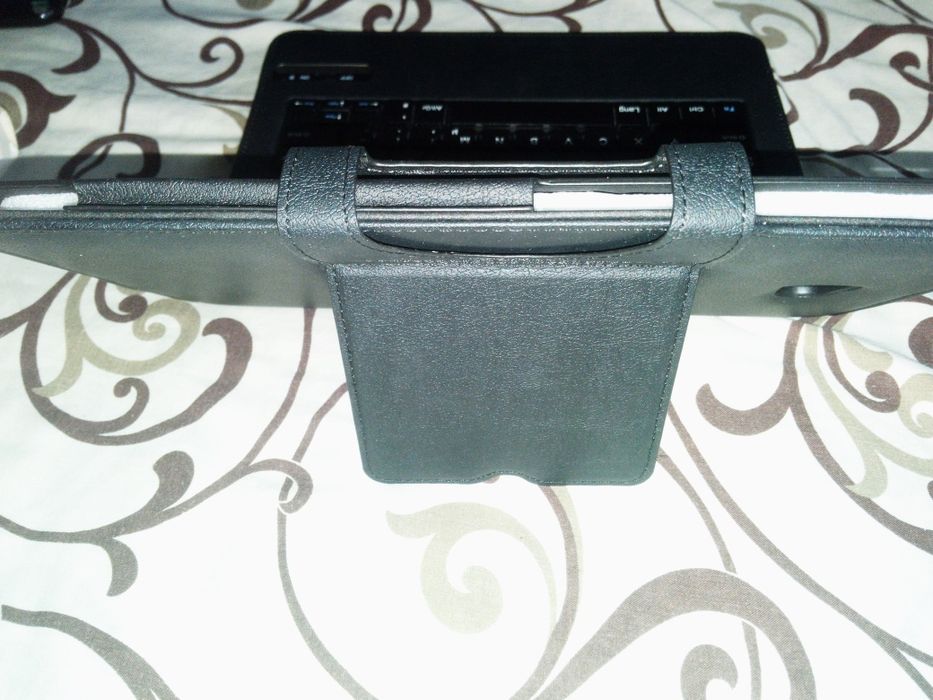 Якісний чохол з Bluetooth - клавіатурою для Samsung Galaxy 10.1"