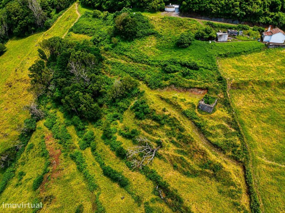 Ruína com 848 m2 e vista panorâmica — Alto do Nascente, São Pedro