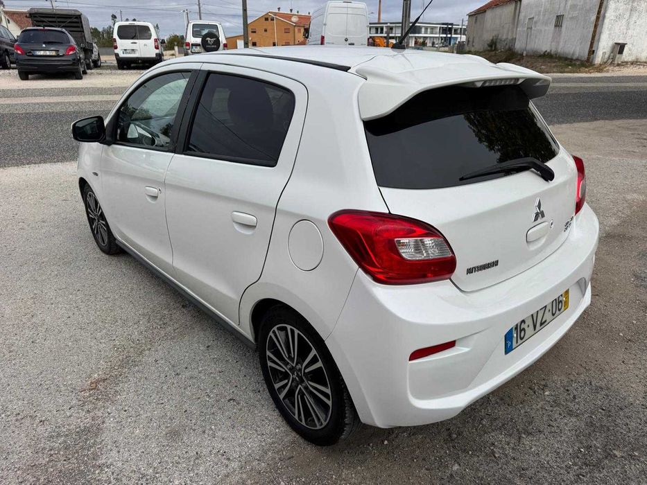 Mitsubishi space star