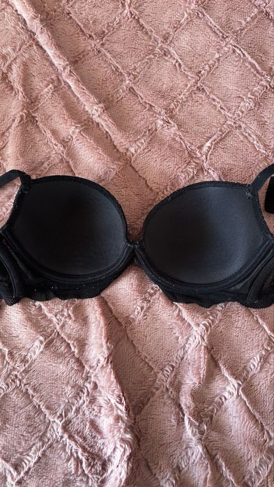 Sutiã preto com renda