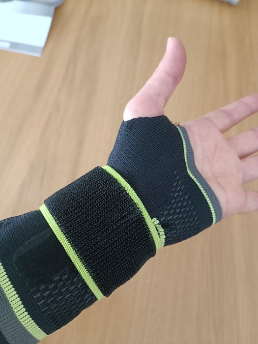 Ligadura elástica para pulso com tala estabilizadora S-M