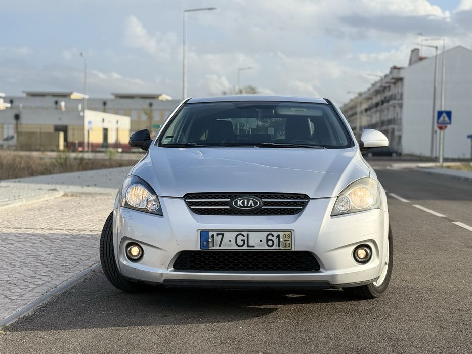 Kia Ceed S coupé - 2008 gasolina