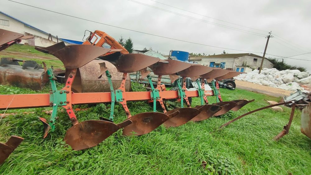 Плуг оборотний  Kverneland RN 100-9