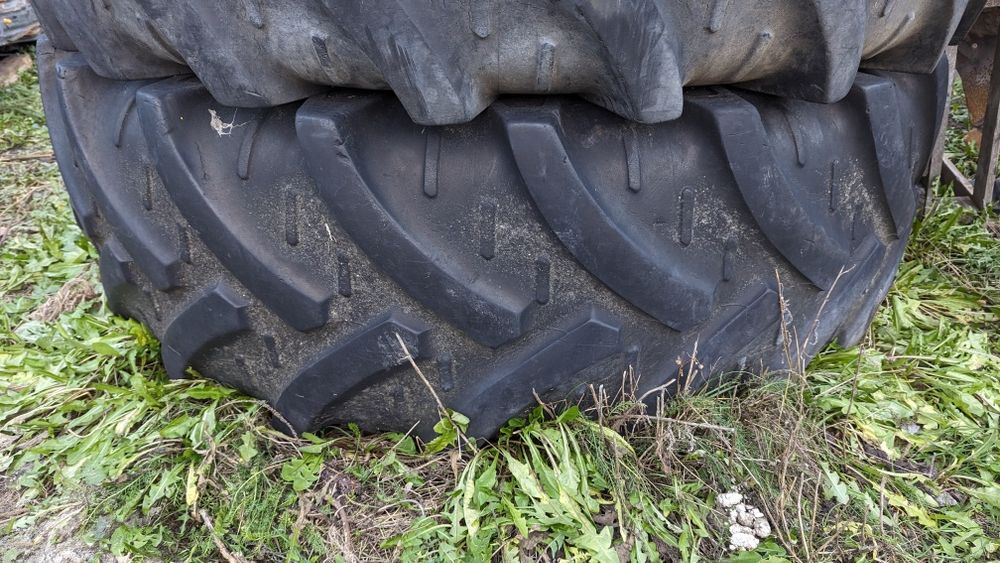 Резина на трактор Masei Ferguson