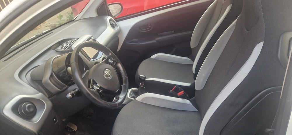 Toyota Aygo 1.0  X-Play -15