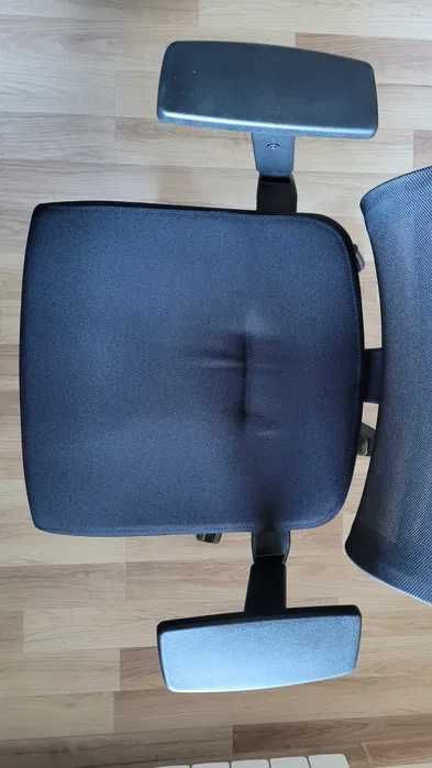 Fotel biurowy - stan bardzo dobry