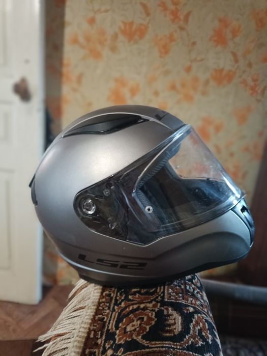 Продам Шолом L52