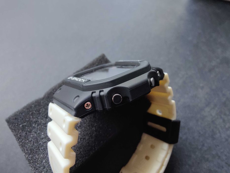 Casio G-Shock GW-M5610U-1BER Negative/Positive / Komplet/ MOD