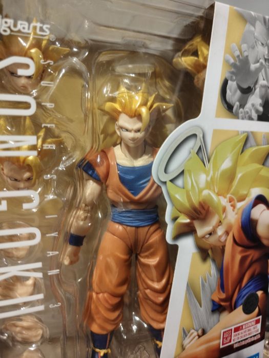 Figurka Goku SSj3 dragon ball Z Bandai s. H. Figuarts