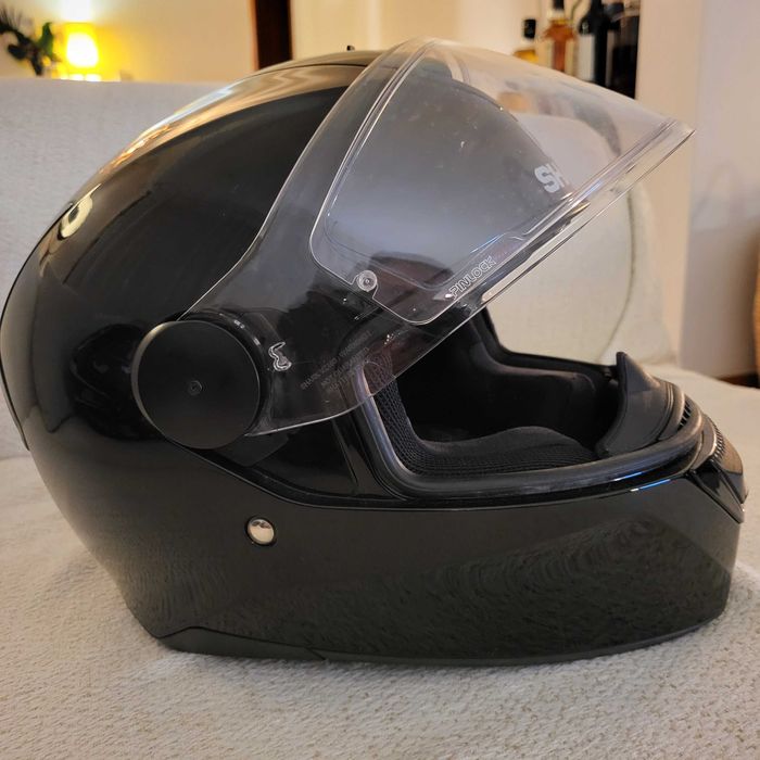 Capacete Shark tamanho XL. Inclui pinlock. Muito pouco uso