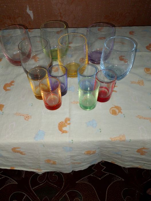 Продам стаканы, бокалы, рюмочки, стопочки б.у.
