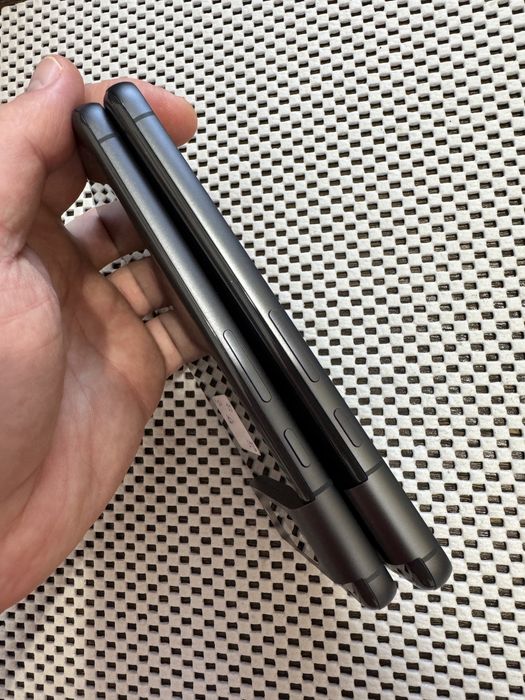 Класні Pixel 8 128 оригінал без ремонтів