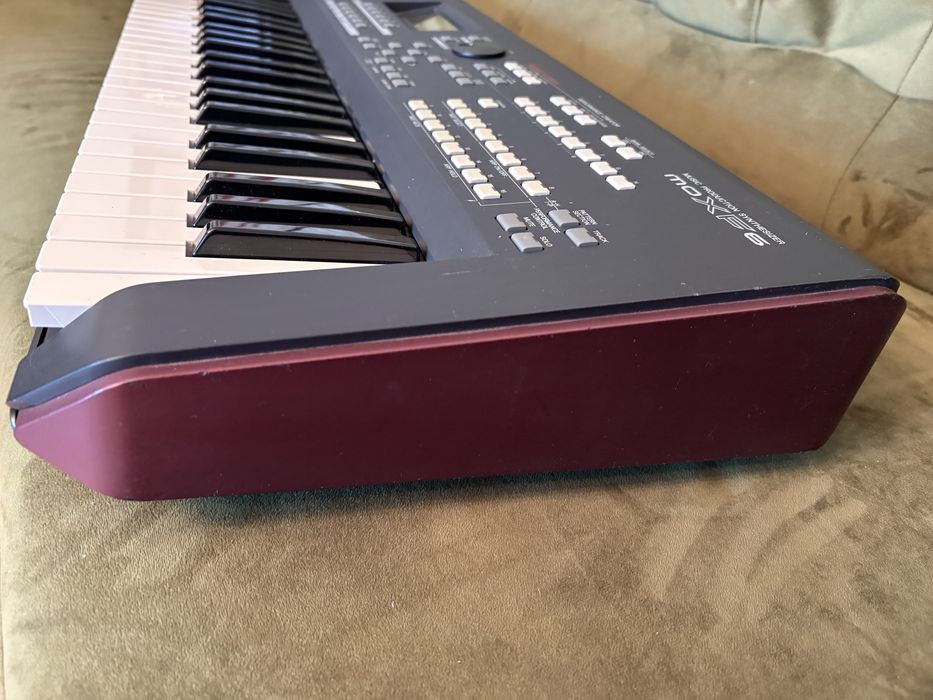 Yamaha moxF6 gwarancja 6 mies., transport