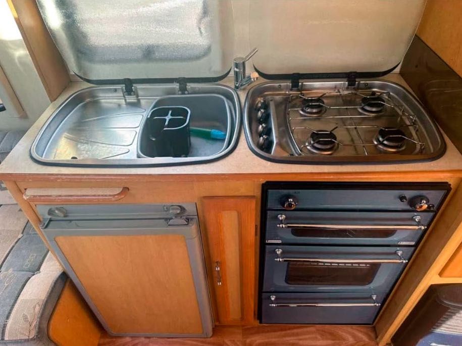 Caravana Inglesa Compass Magnum 556 Mendip 2007 – 5 Lugares