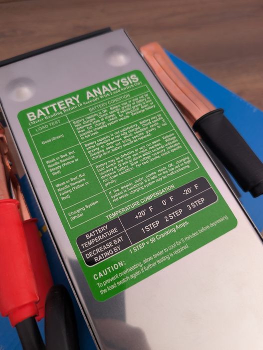 Cyfrowy tester akumulatorów SK2165 6/12 V – prawie nowy