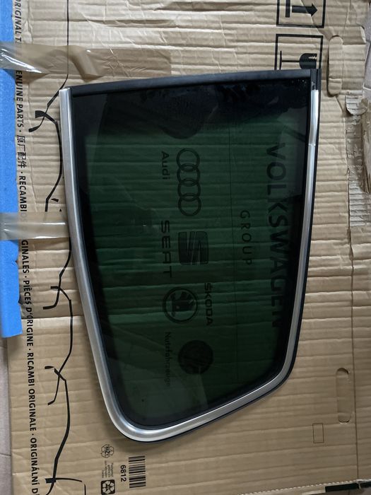 Vidro traseiro VW Sharan com friso