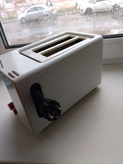 Тостер електричний