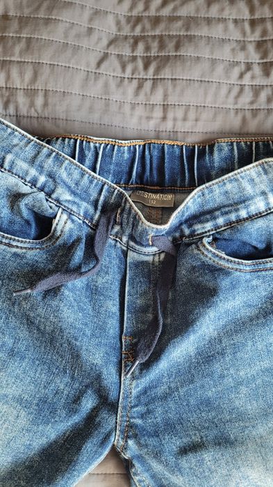Spodnie jeansowe 152