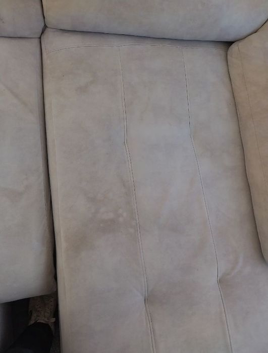 Limpeza de sofás, tapetes e camas