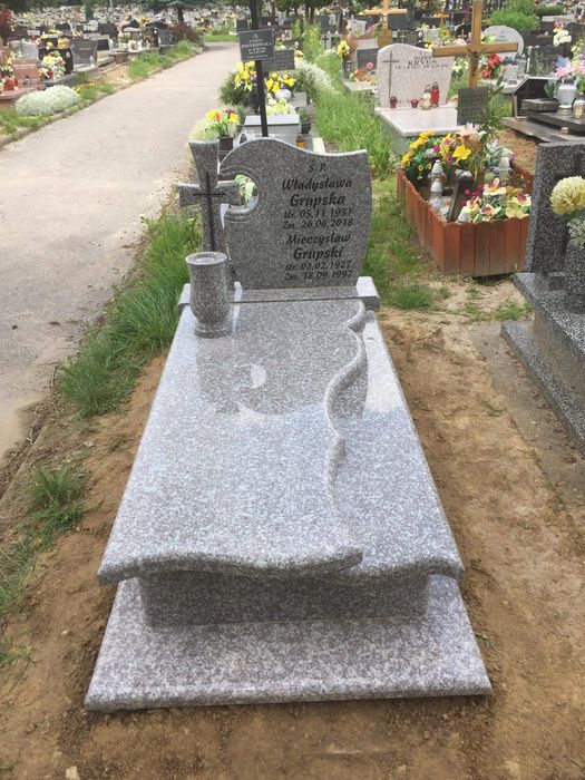 PRODUCENT 4500  nagrobki nagrobek z montazem  cały slask