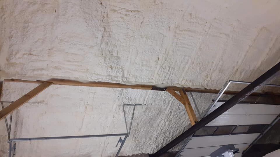 Ocieplenie pianą PUR dachu, piana PUR WIESZAKI GRATIS, JUŻ OD 65 ZL/M2