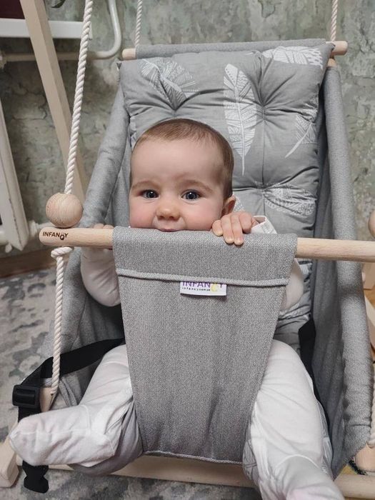 Качеля дитяча продам