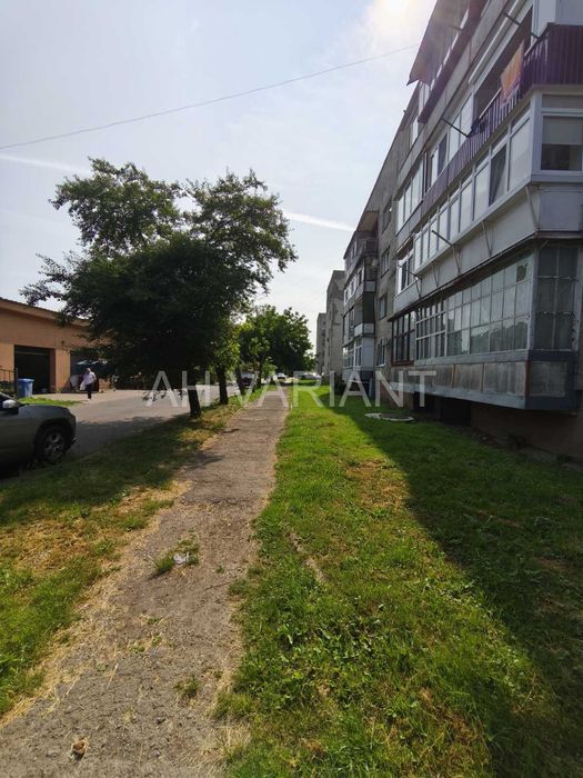 Продається комерційна нерухомість (магазин), м. Чоп Код: 29011